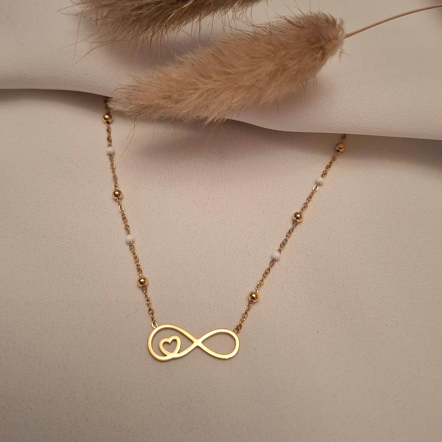Lyana, collier infini et cœur - Larivieradoree