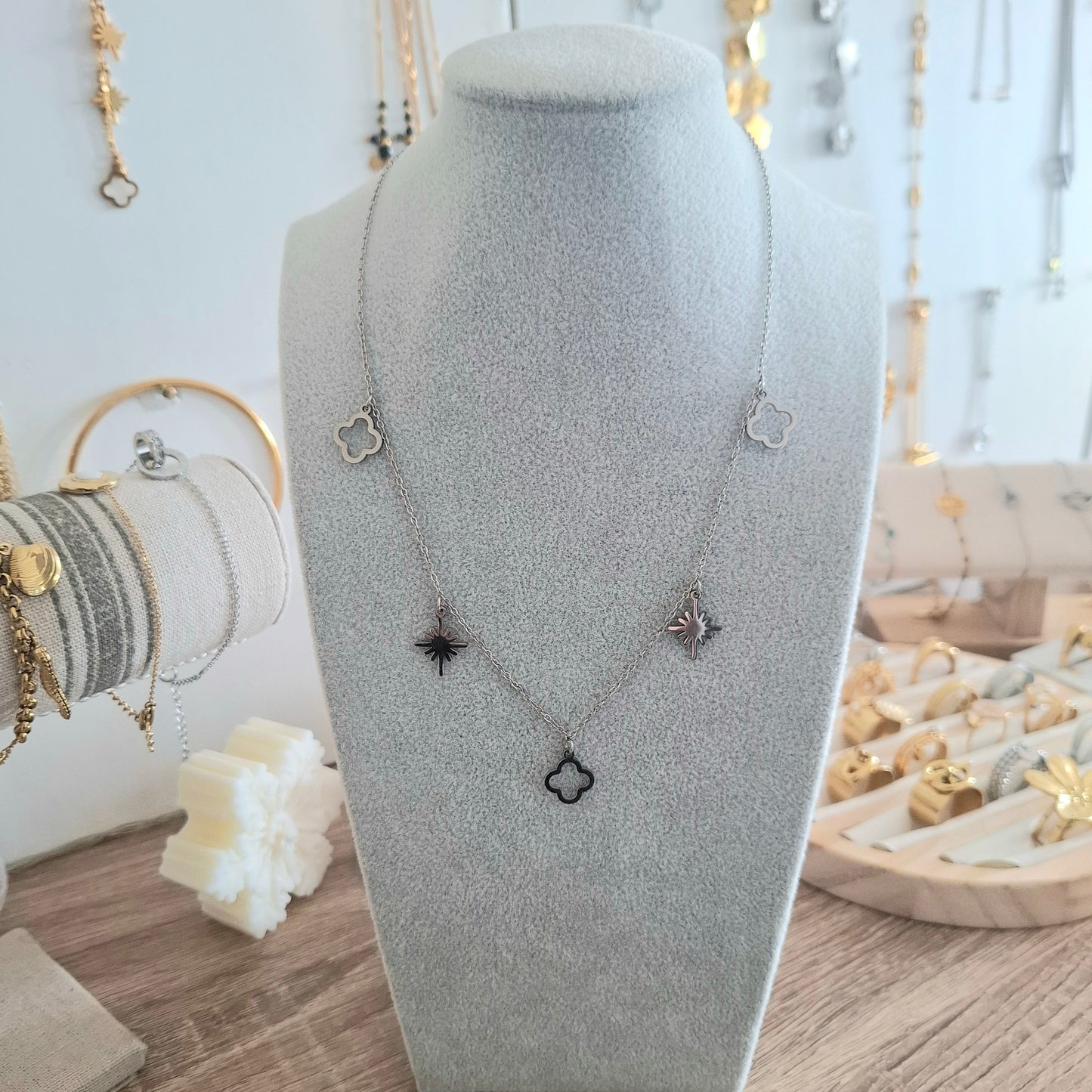 Collier Charms trèfles étoiles Kate